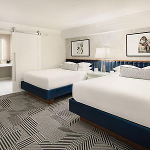 ADA Premier 2 Queens Suite
